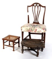 Lot 1909 - A George III Hepplewhite design dining chair,...