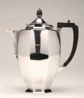 Lot 601 - A George V hot water jug, by Roberts & Belk,...