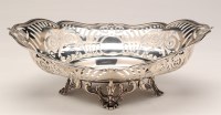 Lot 641 - An Edwardian cake stand, by J. & J. Maxfield...