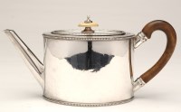 Lot 646 - A Georgian III teapot, by William Vincent,...