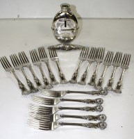 Lot 476 - A miscellaneous collection of silver plated...
