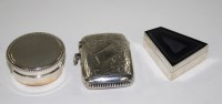 Lot 649 - An Elizabeth II silver box, with inset agate...