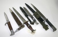 Lot 1051 - A German G98 knife bayonet, by Weyersberg,...