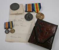 Lot 1057 - A pair of First World War General Service...