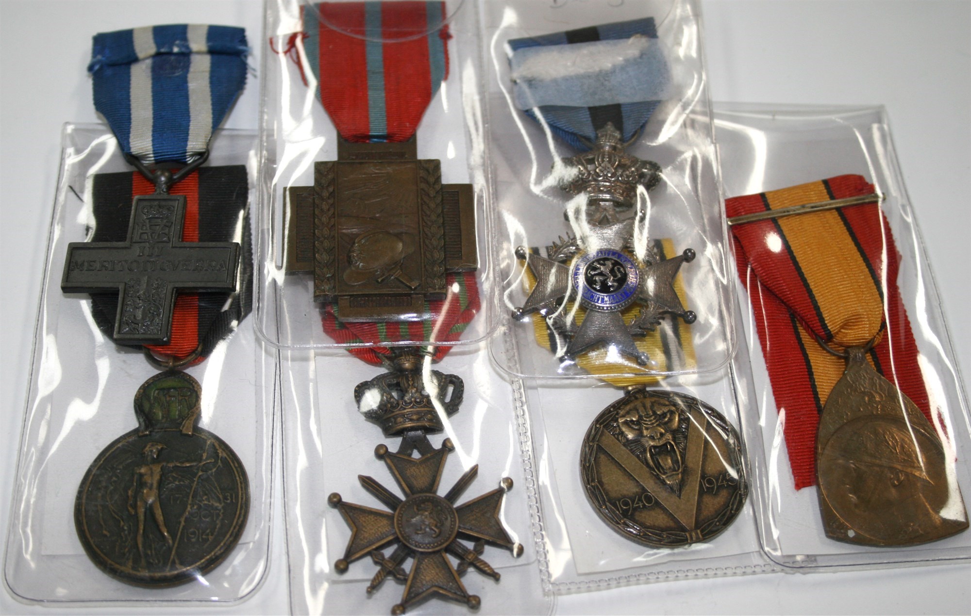 Six Belgian medals, including the Auktionen & Preisarchiv