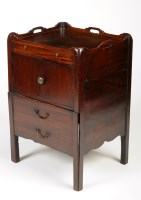 Lot 1267 - A George III mahogany tray-top commode, with a...