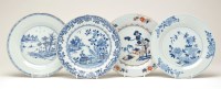 Lot 462 - Set of six Chinese 'Imari' dishes, painted...