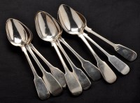 Lot 599 - Five Edwardian dessert spoons, by Huttons,...