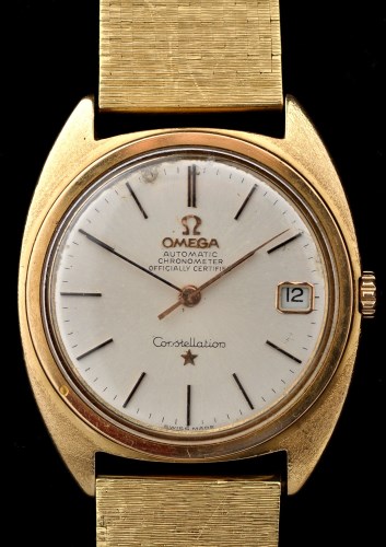 Lot 727 - Omega Constellation: a gentleman's gold cased...