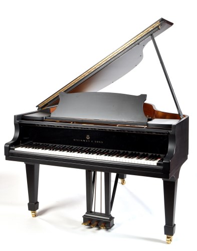 Lot 1155 - A Steinway & Sons Model 'O' grand piano, No....
