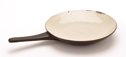 Lot 42 - Dame Lucie Rie: a glazed stoneware skillet, in...