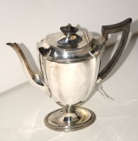 Lot 493 - An Edwardian coffee pot, by Thomas Bradbury &...