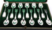 Lot 524 - Twelve late Victorian/Edwardian tea spoons, by...