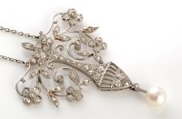 Lot 749 - A diamond set Belle Époque pendant, modelled...