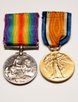 Lot 937 - A pair of First World War General Service...