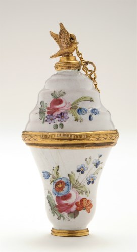 Lot 235 - English enamel combined bonbonniere and scent,...