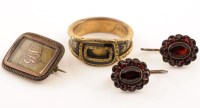 Lot 798 - A mid 19th Century mourning ring, the yellow...
