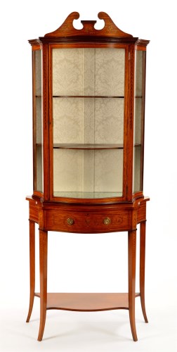 Lot 1336 - An Edwardian satinwood display...