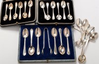 Lot 423 - A set of six George VI silver coffee spoons,...