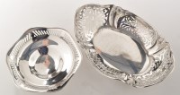 Lot 432 - A George V silver dish, by Charles & Richard...