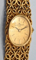 Lot 622 - Baume & Mercier: a lady's 18ct. wristwatch,...