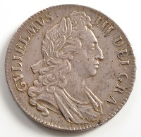 Lot 723 - William III Crown 1695, first bust, Septimo...