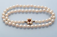 Lot 899 - A single row cultured pearl necklace, the...