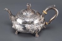 Lot 648 - A Victorian teapot, by Robert Hennell III,...