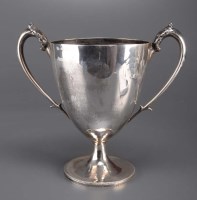 Lot 650 - A George III two-handled cup, by William &...