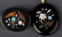 Lot 789 - A mid Victorian pietra dura pendant, circa...