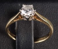 Lot 868 - A single stone diamond ring, the brilliant cut...