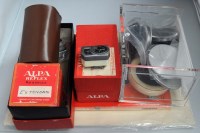 Lot 1140 - An Alpex clip-on exposure meter; an Alpa...