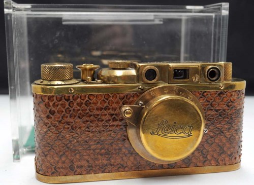 Lot 1154 - A replica Leica Luxus with gold coloured metal...