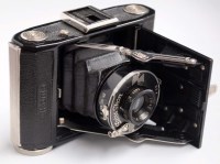 Lot 1223 - A Zeiss Ikon ''Baby Ikonta'' fitted Novar 50mm...