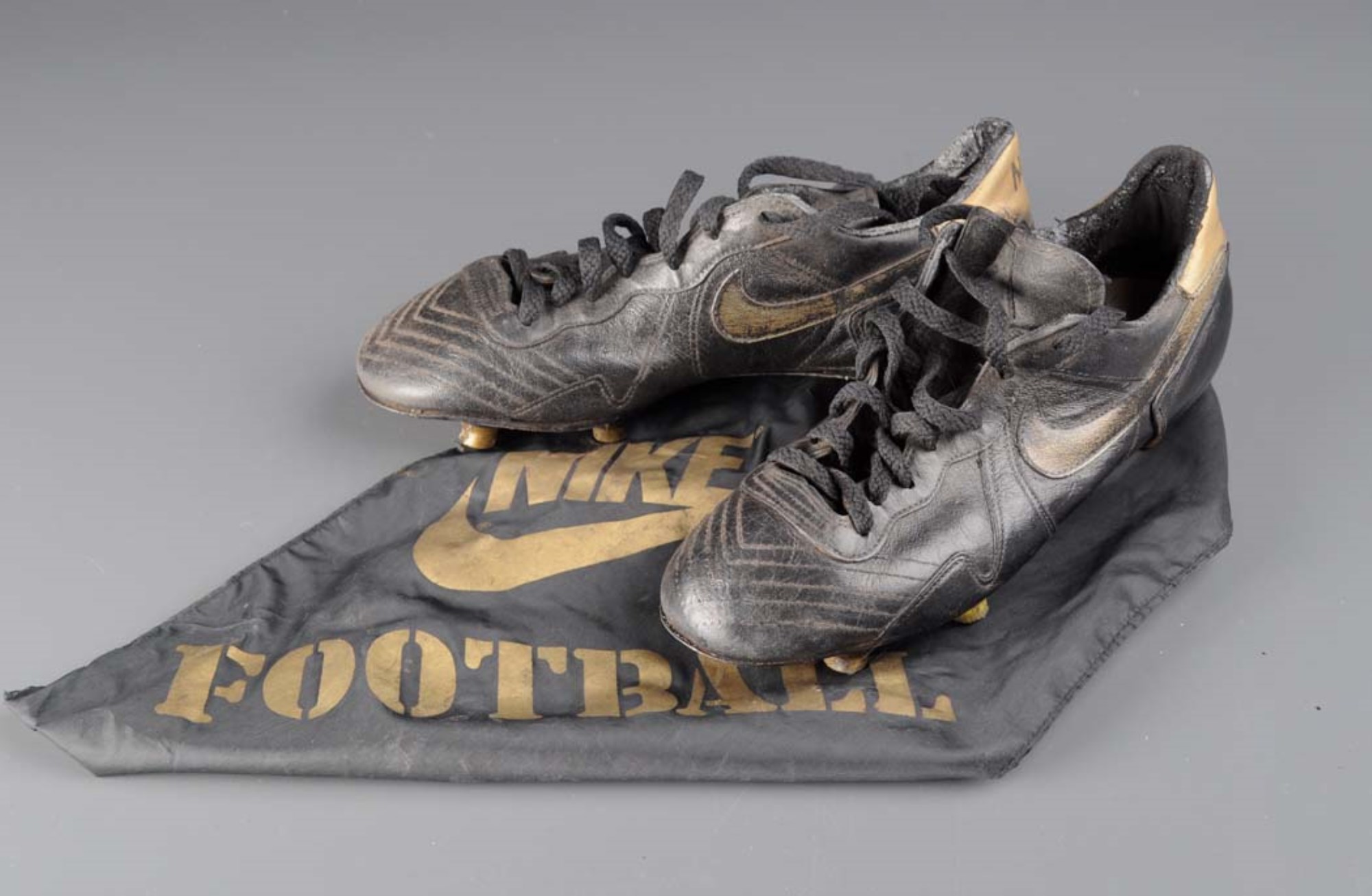 Lot 386 - A pair of Nike football boots owned by Terry