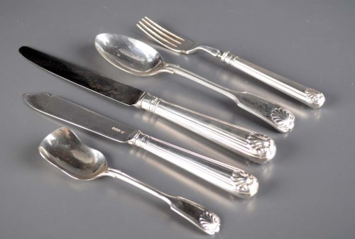 Lot 652 - A Victorian and later flatware and cutlery...