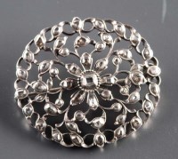 Lot 787 - A diamond and silver brooch, c.1800, the...