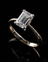 Lot 886 - RETURNED TO VENDOR A single stone diamond ring,...