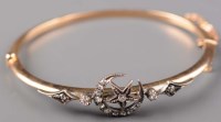 Lot 909 - A Victorian diamond and gold bangle, c.1880,...