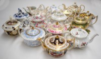 Lot 116 - A Spode pearlware teapot with hand-coloured...