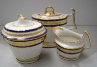 Lot 184 - A Derby tea set, c.1800, to include: teapot on...