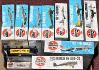 Lot 1033 - Airfix 1/72 scale model kits, Series-4 and...