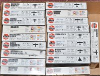 Lot 1072 - Airfix 1/72 scale model kits, all Series-1...