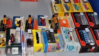 Lot 1172 - Die-cast model vehicles by Vanguard, Burago,...