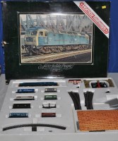 Lot 1182 - A Hornby Railways '00' gauge Silver Jubilee...