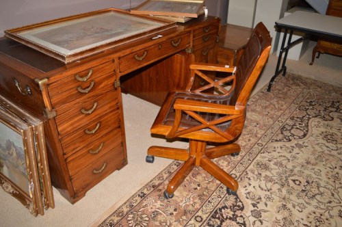 Lot 753 - A Starbay Marine style 'Richelieu' desk with...
