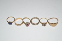 Lot 40 - A quantity of rings set various white and...