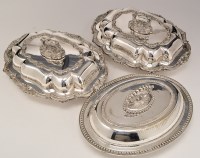 Lot 692 - An ornate pair of EPNS entree dishes and...