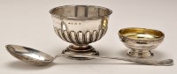 Lot 703 - A George V silver gravy spoon, by Cooper Bros.,...