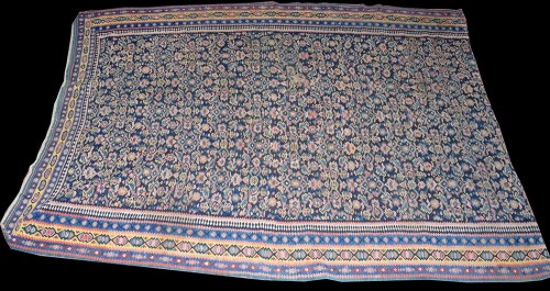Lot 1040 - An early 20th Century Senneh Kilim rug, with...